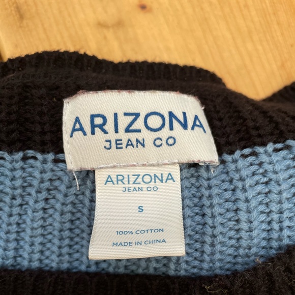 Juniors small Arizona Jean Co. striped sweater. - Picture 3 of 4